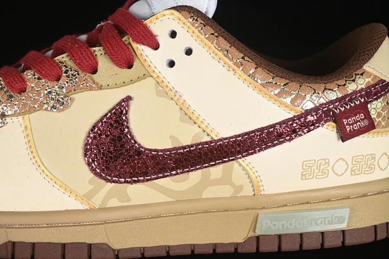 All categories Nk SB Dunk Series Nk SB Dunk Low High-end customization Low-top sneakers Nike Dunk Low "Surfaces In Brown And Sail" Panda Prank CNY Year of the Snake Shedding dust to welcome gold Golden snake holding wealth Low-top casual sneakers DD1503-124